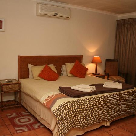 Babbling Brook B&B Closes At Half Past Eight Empangeni Luaran gambar