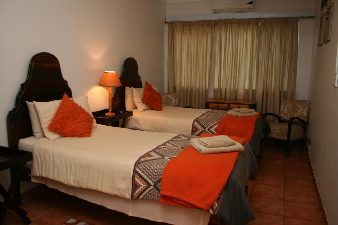 Babbling Brook B&B Closes At Half Past Eight Empangeni Luaran gambar