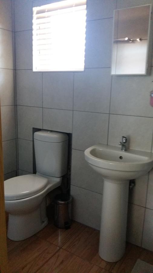 Babbling Brook B&B Closes At Half Past Eight Empangeni Luaran gambar